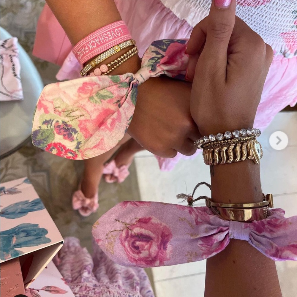 LOVESHACKFANCY Scrunchie hair tie bracelet